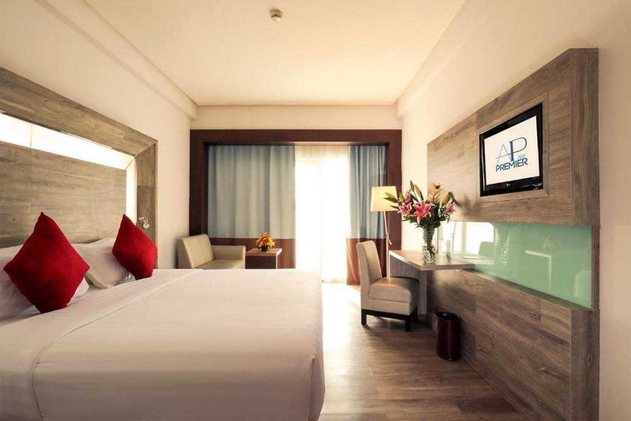 Ap Premier Batam Hotel Nagoya Exterior foto